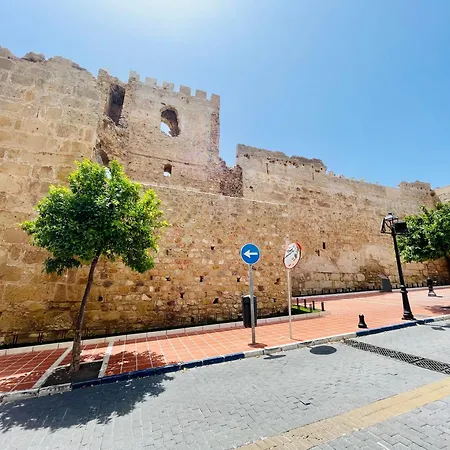 Old Town - Pedestrian Area, Walk To - Magnolia * Marbella